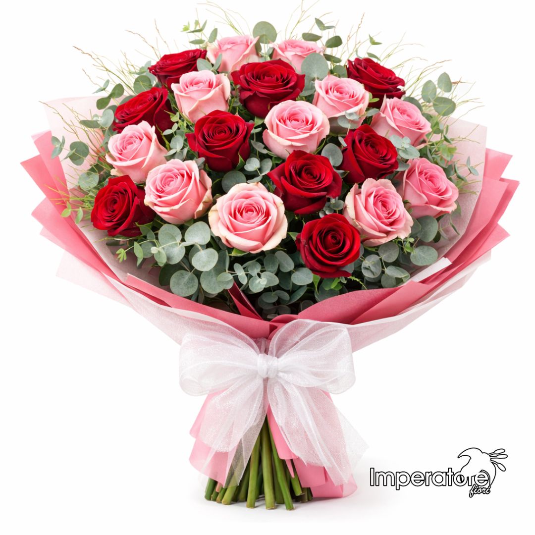 Bouquet di rose rosse e rosa con consegna a domicilio a Napoli